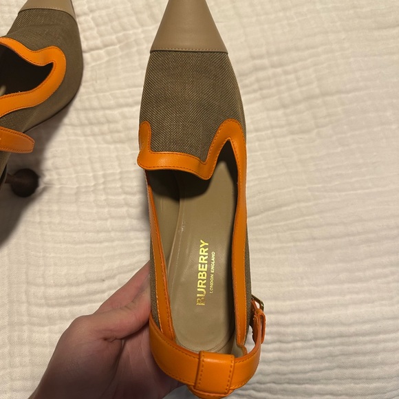 Burberry Brecon Canvas And Leather Point-toe Court Pumps 38 1/2 - Picture 7 of 9